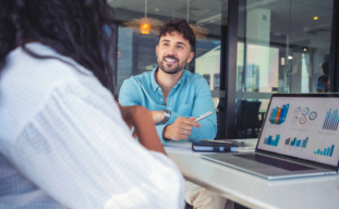 Analysts and Experts